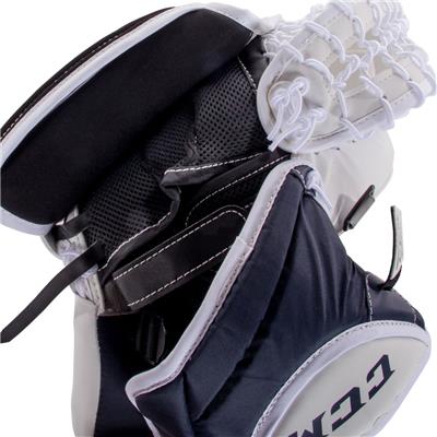 CCM Extreme Flex 4左手用 CCM Extreme Flex 4 Pro Goalie Glove - Senior | Pure Goalie