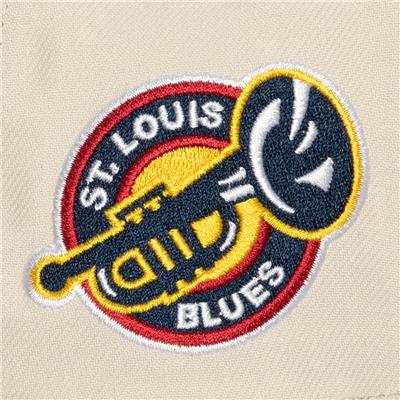 Mitchell & Ness St. Louis Blues Vintage Off-White Snapback Hat