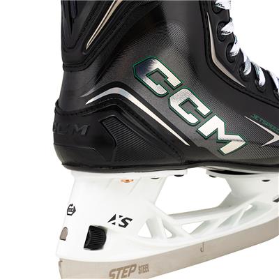 ウインタースポーツ CCM - CCM A530 CCM Ribcor Titanium Junior Hockey Skate (2020) | Sports Etc.