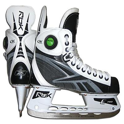 New Rbk 9k pump hockey skates junior size 4 D boys jr shoe size 5.5 